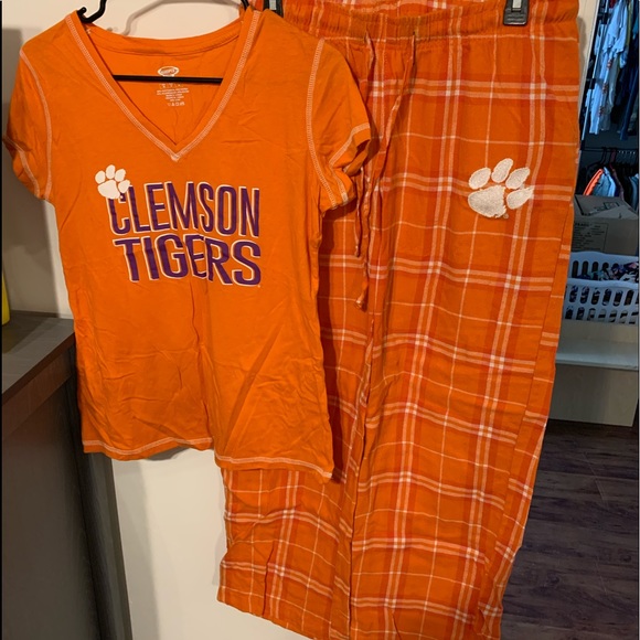 Women’s Size S Clemson Tigers Pajamas - Picture 1 of 1